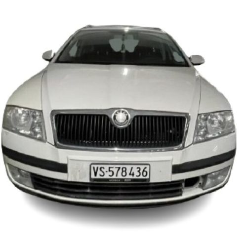 Skoda Octavia Combi 4x4 en location chez T-Rent