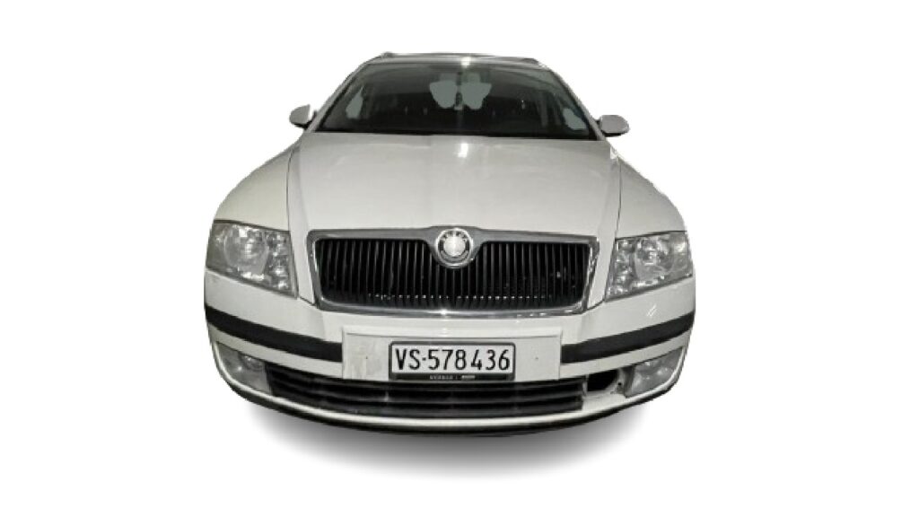 Skoda Octavia Combi 4x4 en location chez T-Rent